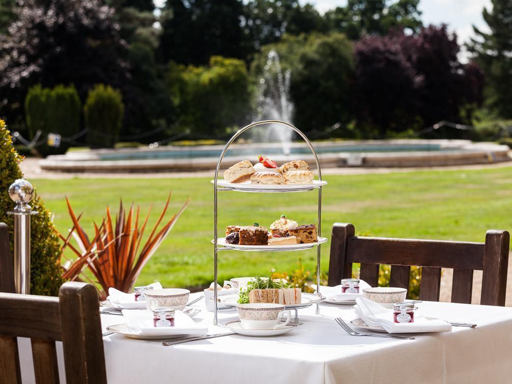 Down Hall Hotel Hatfield Heath Екстер'єр фото