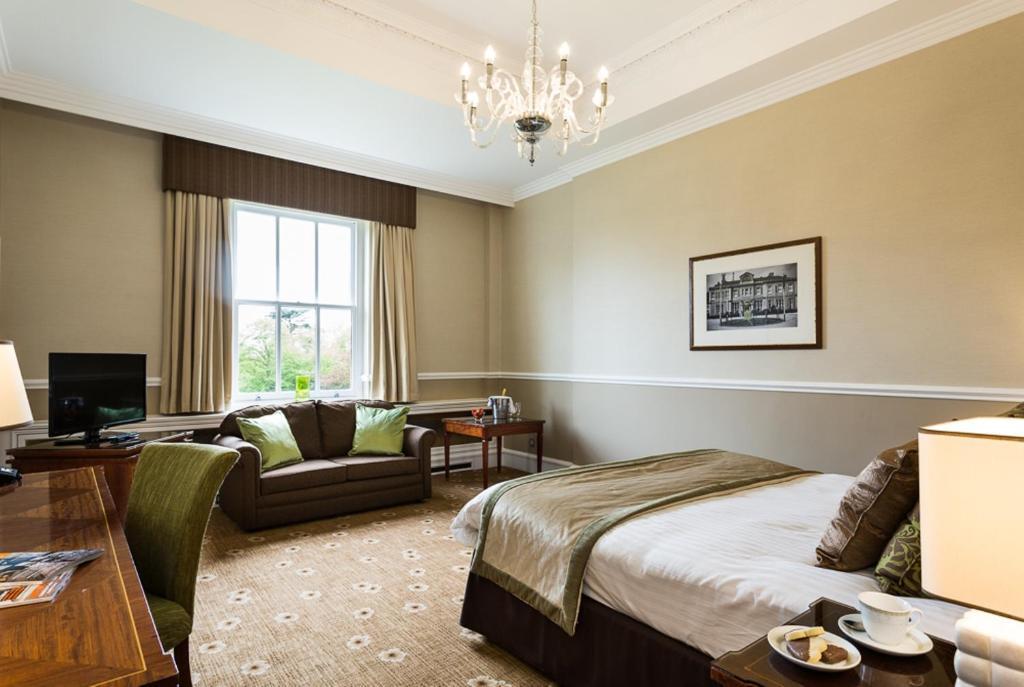 Down Hall Hotel Hatfield Heath Екстер'єр фото