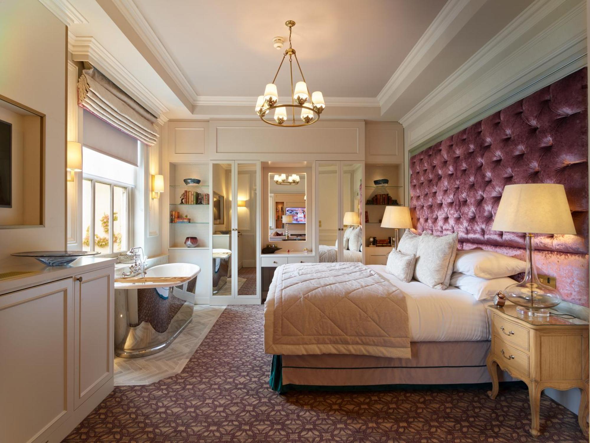 Down Hall Hotel Hatfield Heath Екстер'єр фото