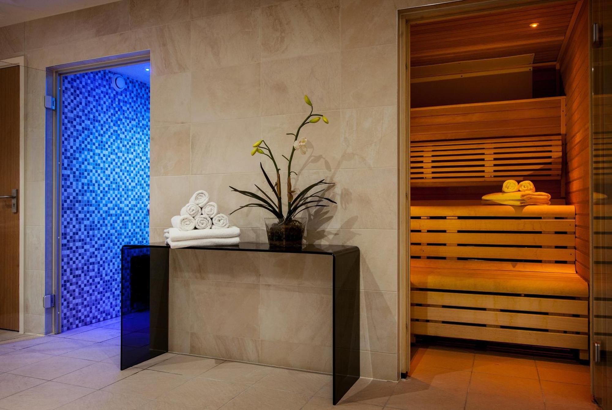 Down Hall Hotel Hatfield Heath Екстер'єр фото