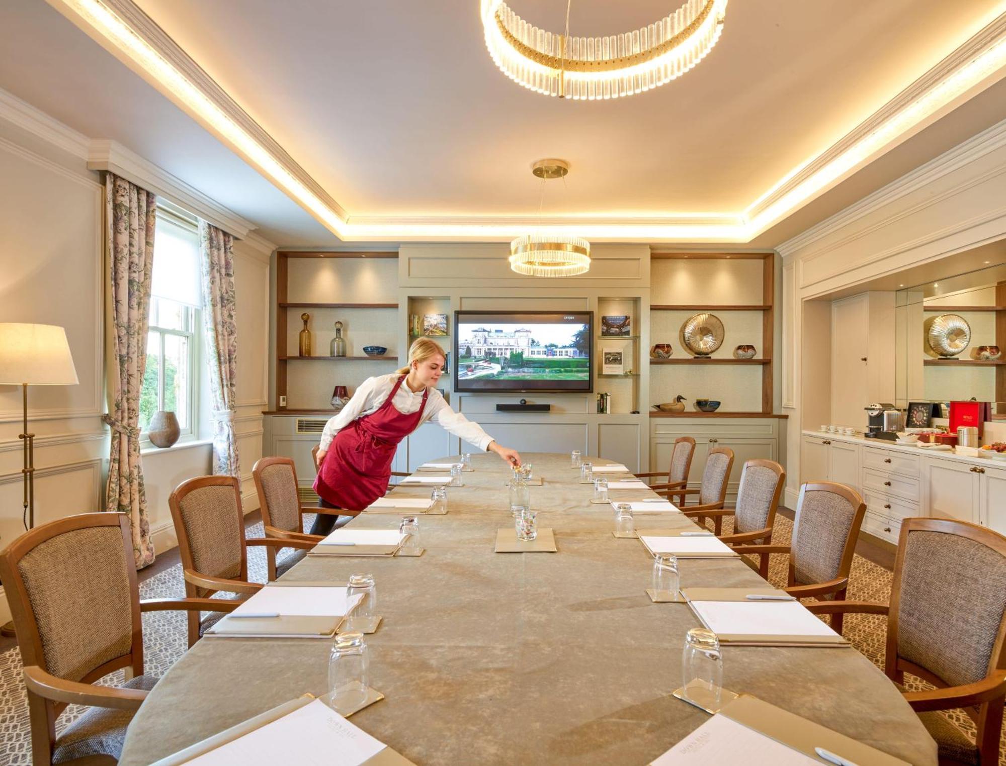 Down Hall Hotel Hatfield Heath Екстер'єр фото